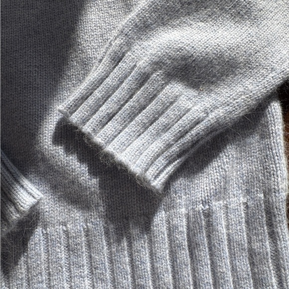 Lavender Angora Turtleneck Sweater-Size Large - Picture 5 of 11